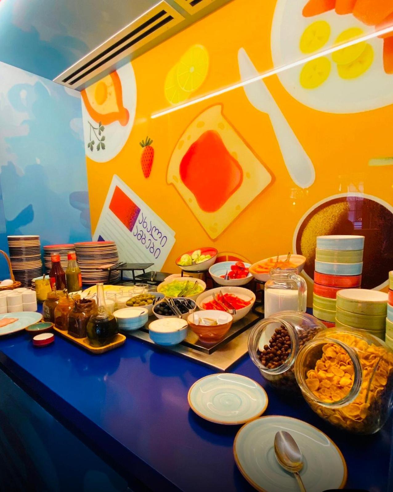 Freeze Inn ティビリシ エクステリア 写真